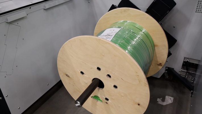 Hydraulische Achse der Trommel Wickelmaschine MTW 1000 Pro zum einfachen Anheben und Absenken von Kabeltrommeln